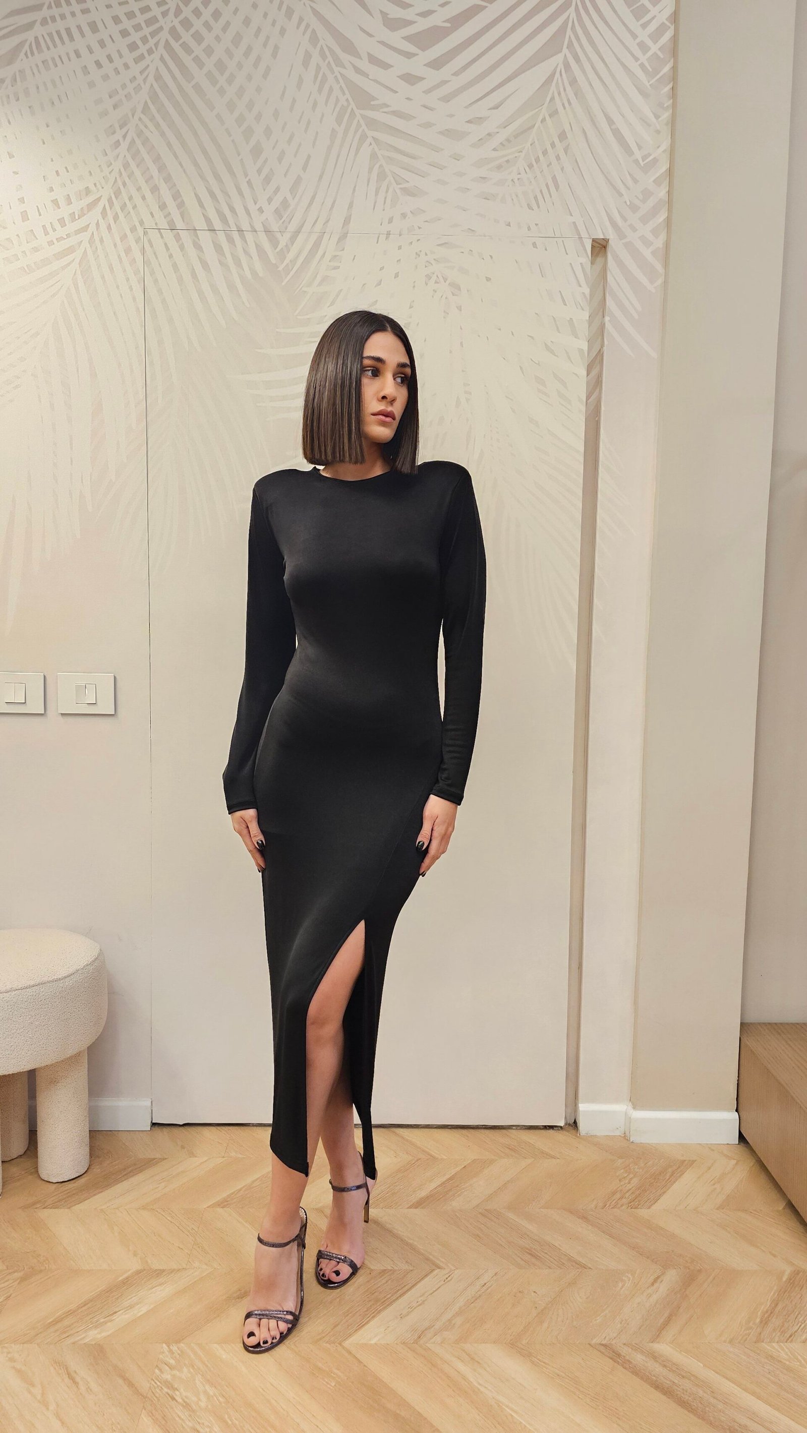 Midi curved stretched dress