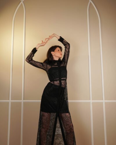Couture Lace Dress Contoured With Swissed Crêpe - Image 3